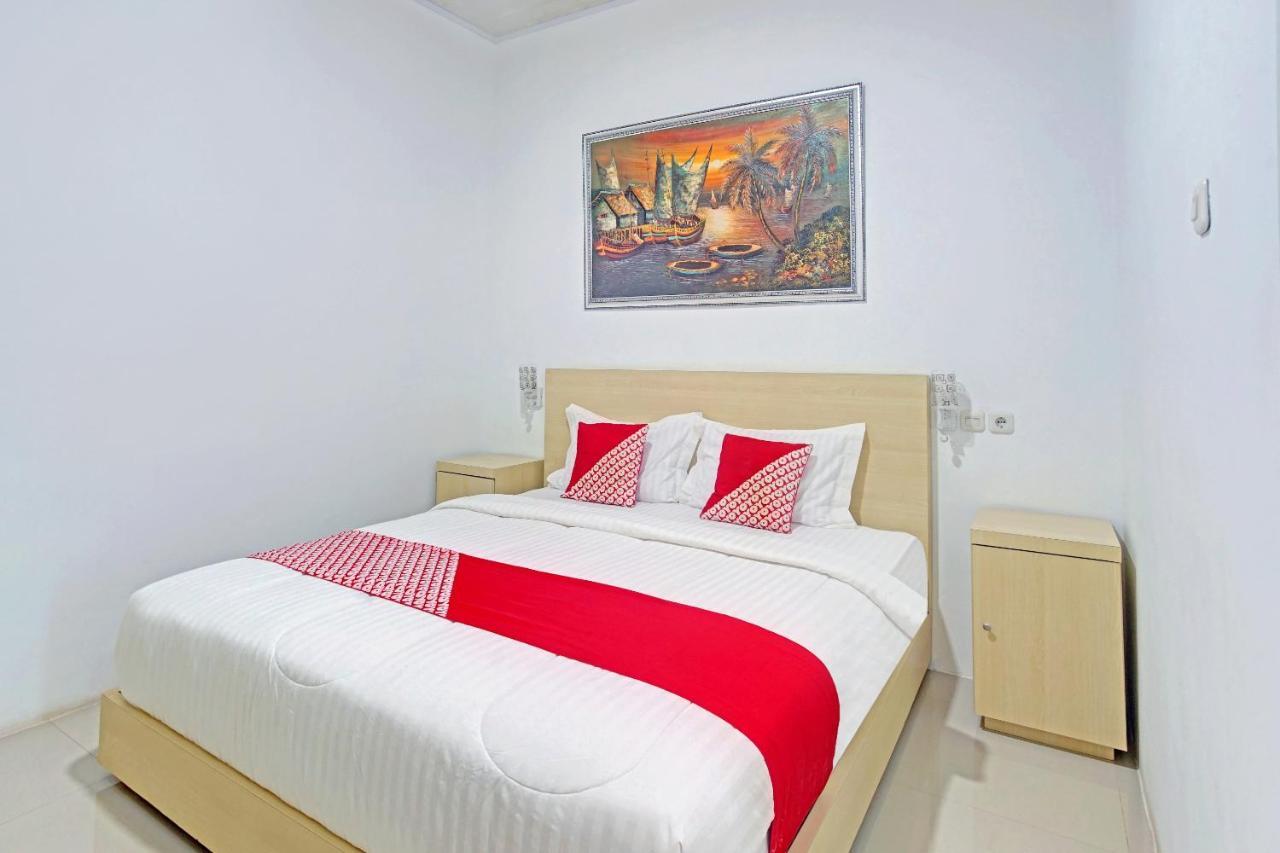 Oyo 90404 Pringombo Homestay 2 Syariah Бандар-Лампунг Экстерьер фото