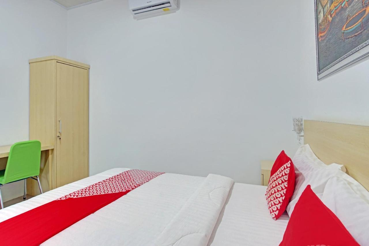 Oyo 90404 Pringombo Homestay 2 Syariah Бандар-Лампунг Экстерьер фото