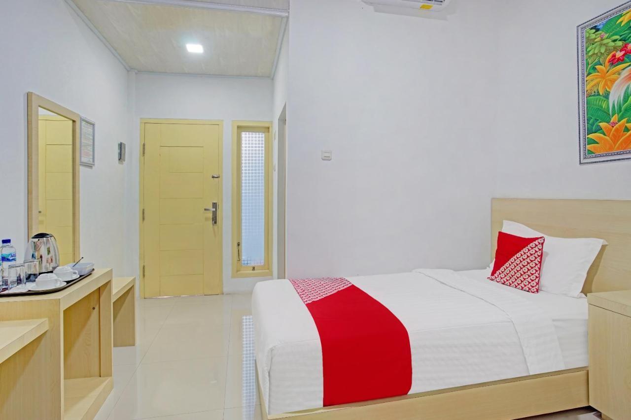 Oyo 90404 Pringombo Homestay 2 Syariah Бандар-Лампунг Экстерьер фото